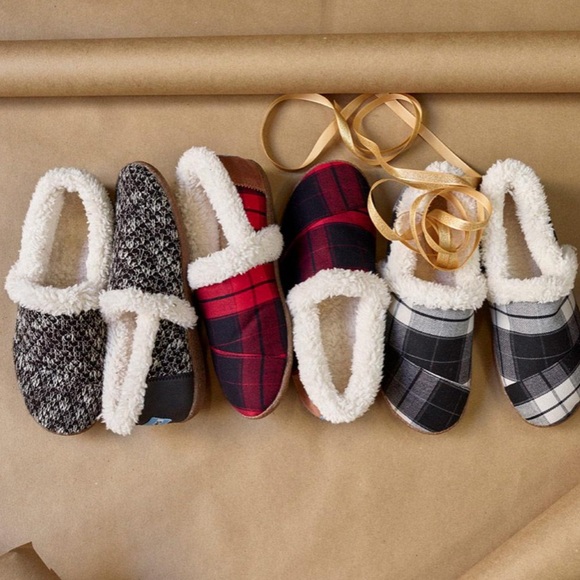 toms house slippers